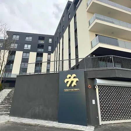 Aria Luxury Apartment, 公寓 图兹拉